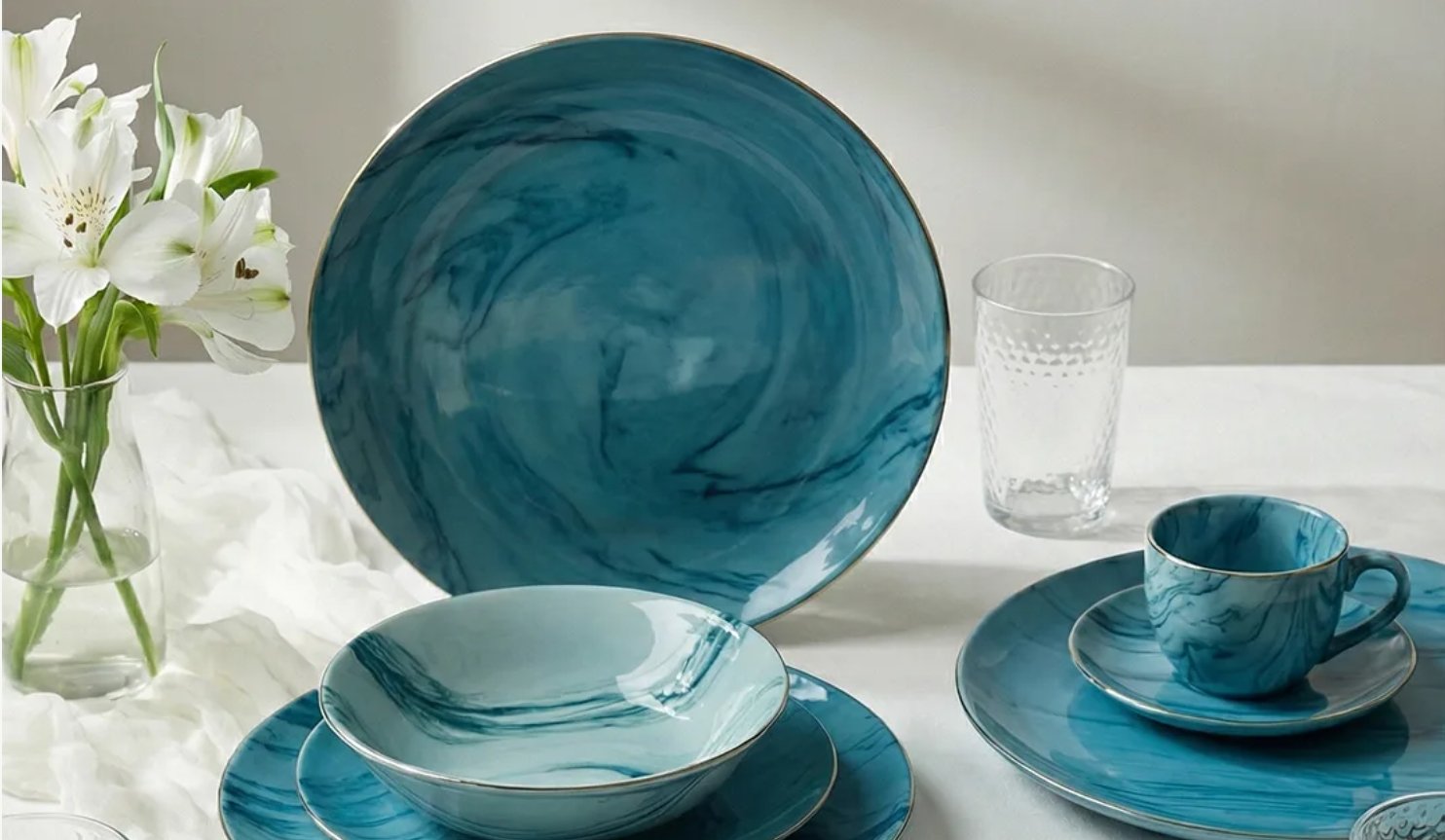 Ceramic Dinner Set — 32 Pieces